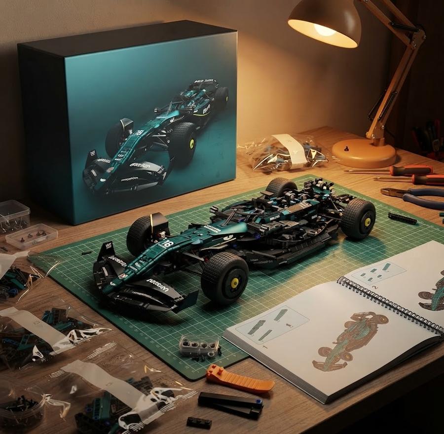 Nifeliz AM24 Formula 1 Racing Car Building Set